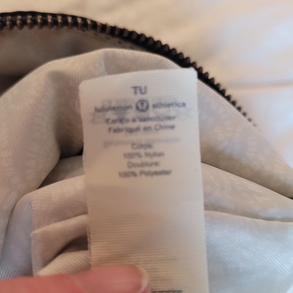 lululemon athletica Black Crossbody Bag - Picture 16 of 16